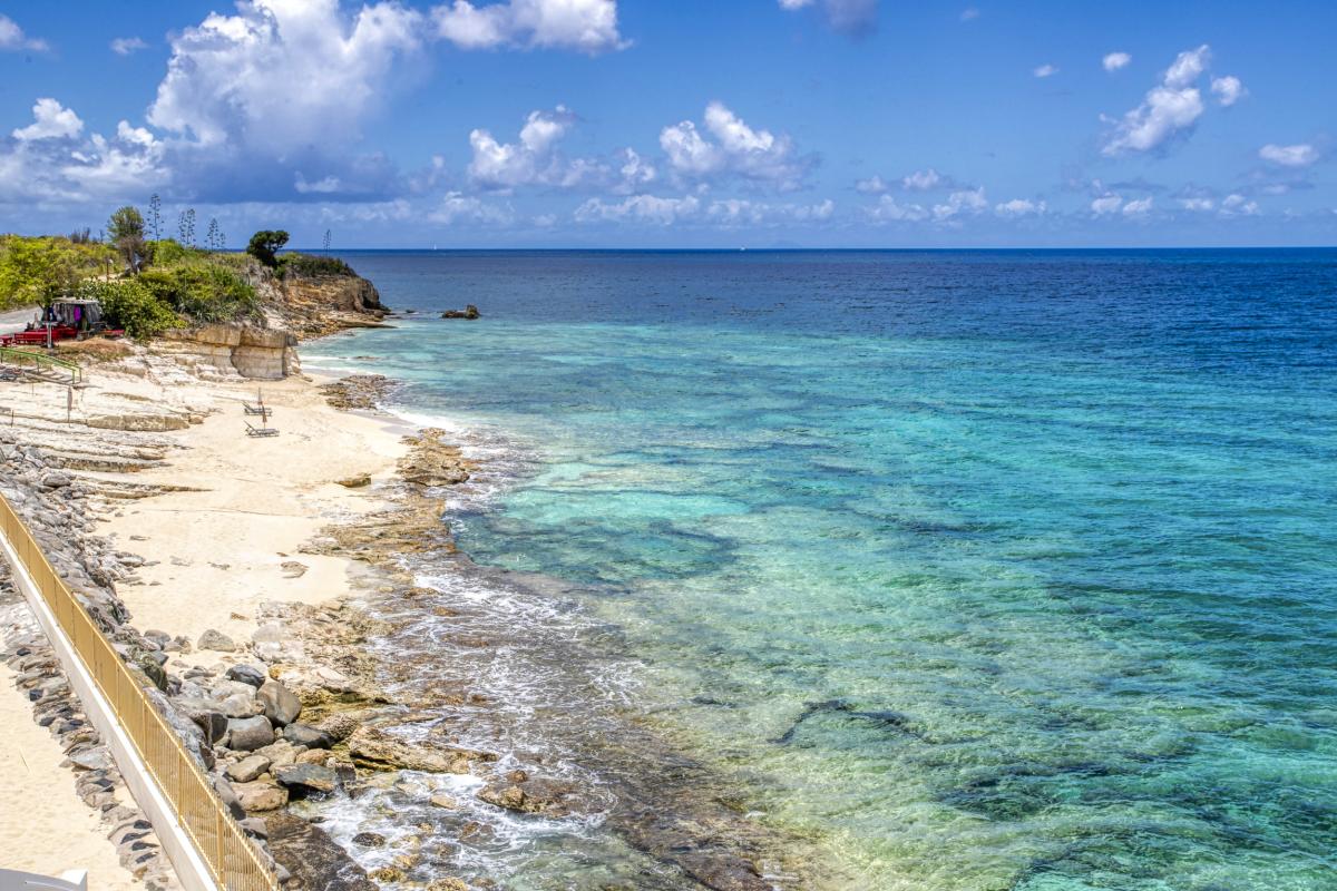 53_EtoiledeMer-ViewCupecoyBeach_ villa 4 chambres piscine vue mer Cupecoy Saint Martin